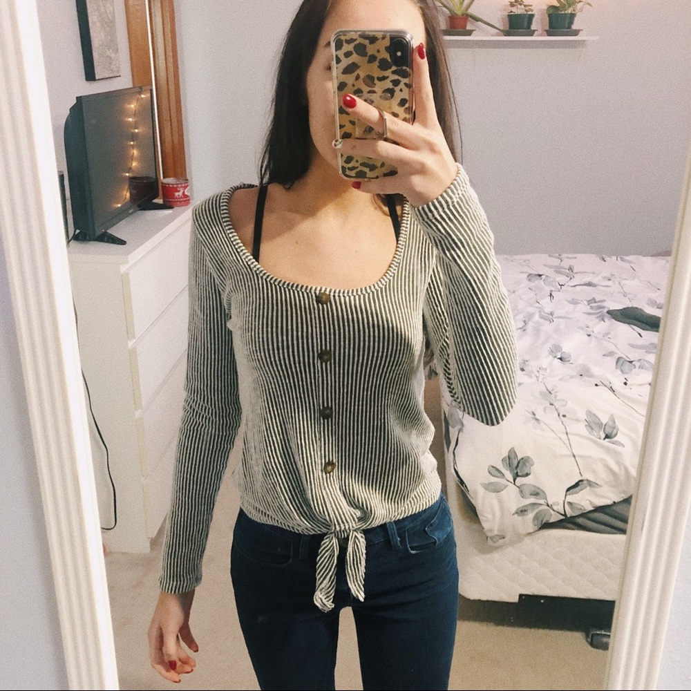striped button up top